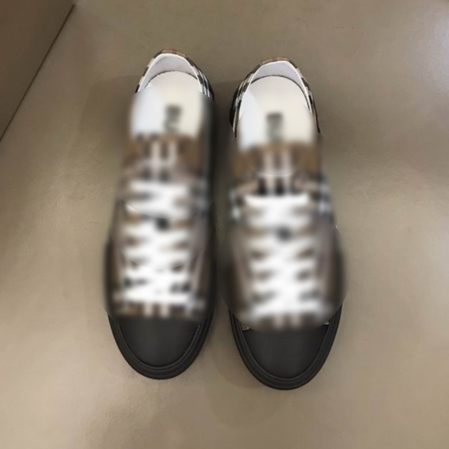 Black Low Top Check's