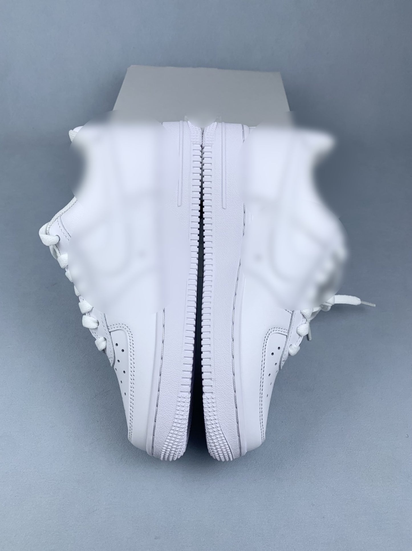 Triple White Standard