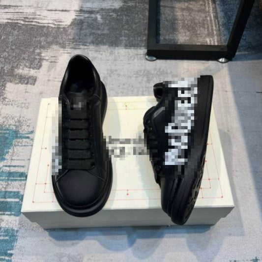 AMQ Graffiti Black